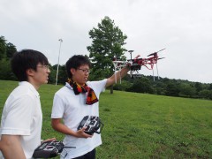 UAVプロジェクトの撮影実験を行うためかずさDNA研究所へ遠征しました
